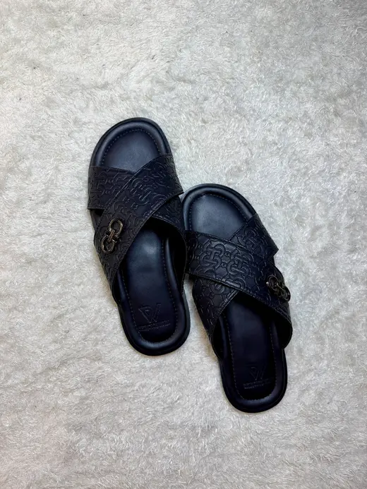 Signature Walk Shoes